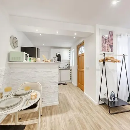 Apartament Studio Brooklyn Green A 10' Du Metro 7 Et Rer E